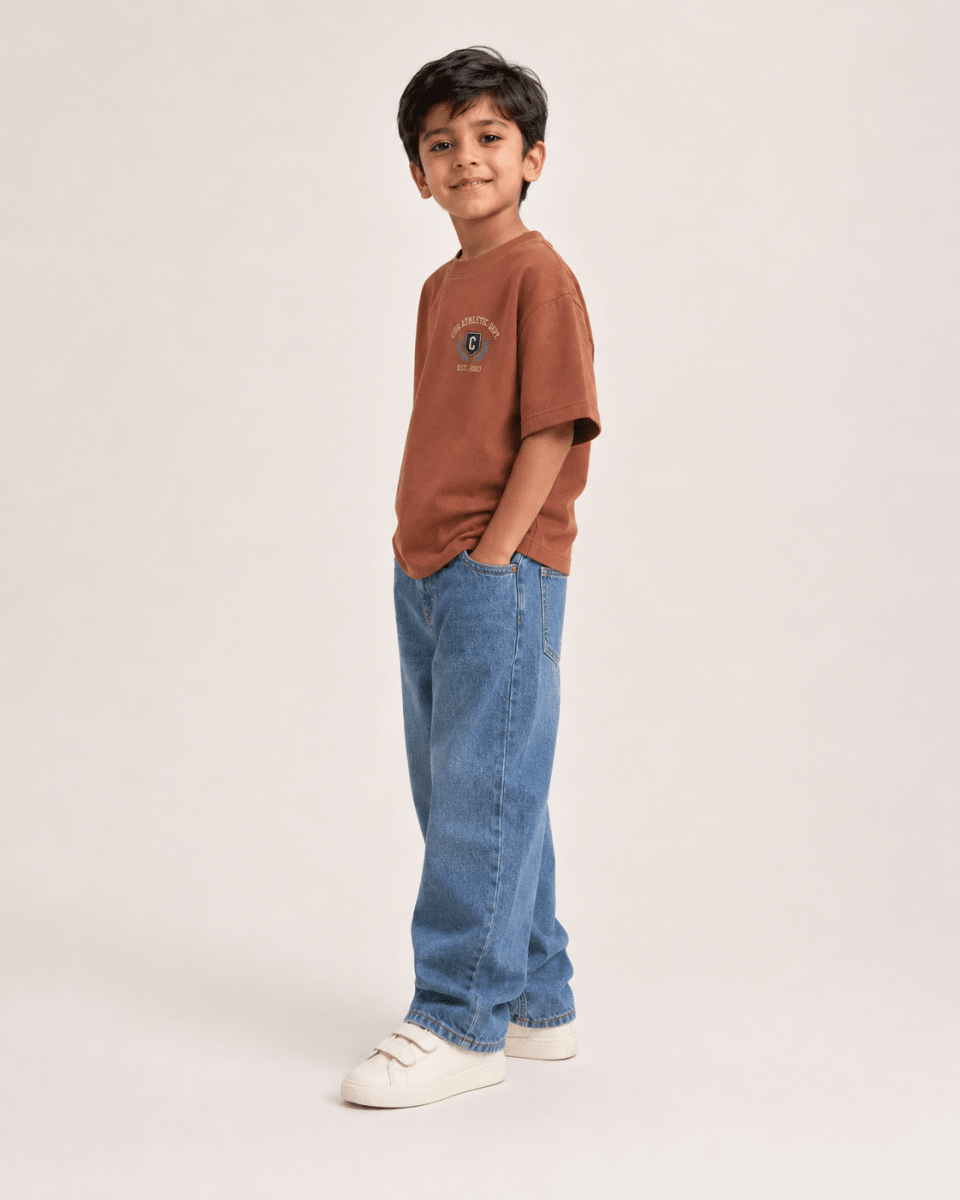 Boys oversized graphic t-shirt in Brown, 23 Jersey print, Bold Cub Korean streetwear - detail shot