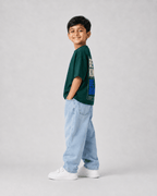 Boys oversized graphic t-shirt in emerald green, Be Bold print, Bold Cub Korean streetwear - detail shot