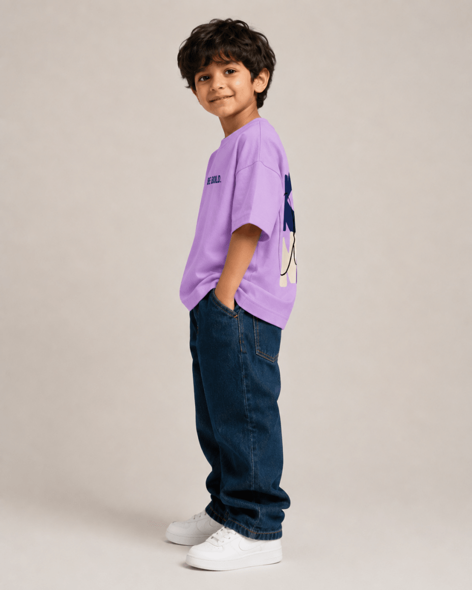 Boys oversized graphic t-shirt in lavender, Be Kind print, Bold Cub Korean streetwear - detail shot