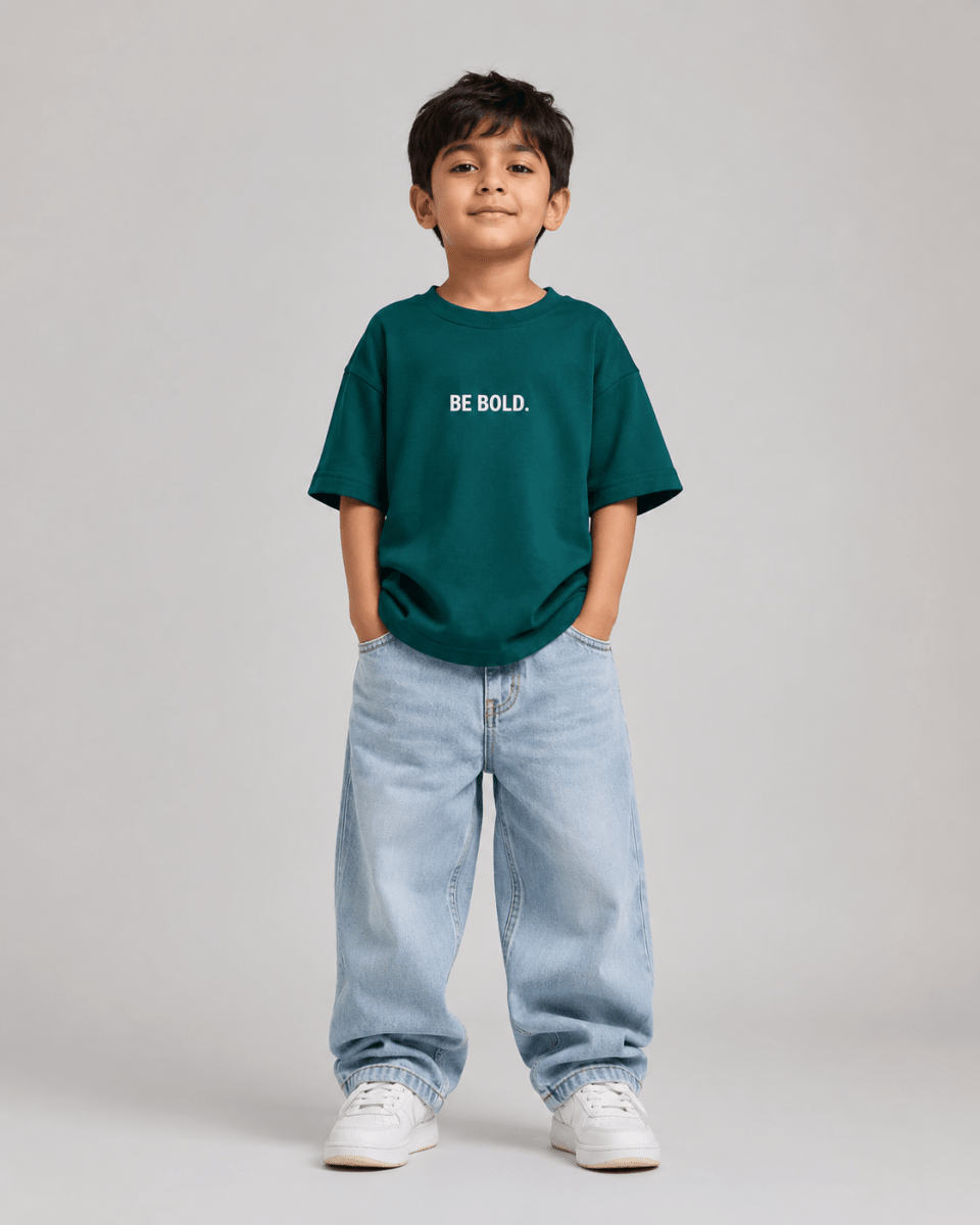 Boys oversized graphic t-shirt in emerald green, Be Kind print, Bold Cub Korean streetwear - front