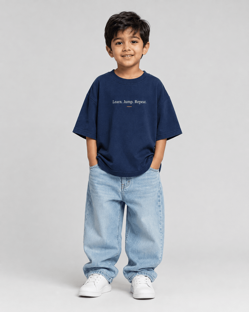 Boys oversized graphic t-shirt in navy blue, Keep Growing print, Bold Cub Korean streetwear - front