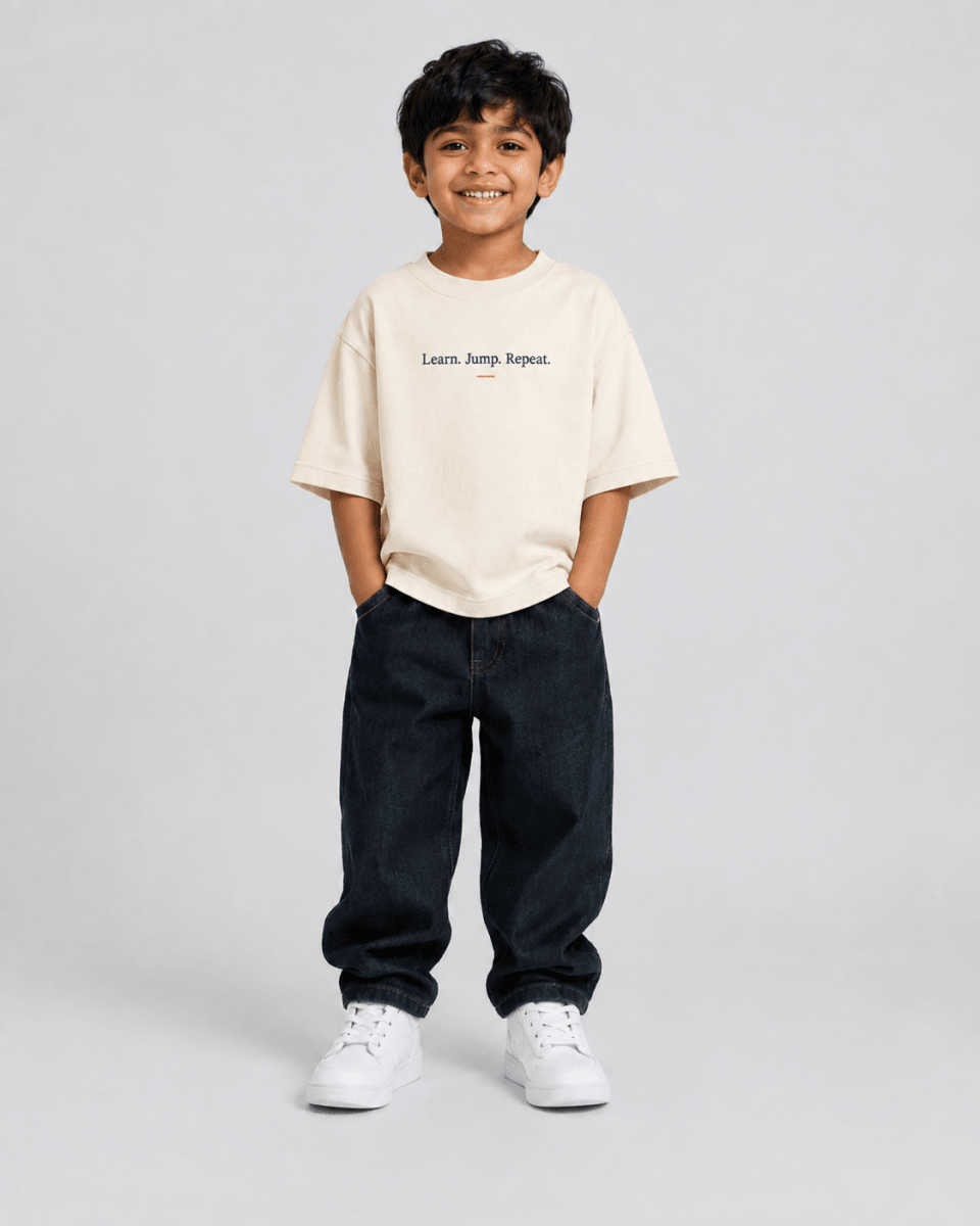 Boys oversized graphic t-shirt in off-white, Keep Growing print, Bold Cub Korean streetwear - front