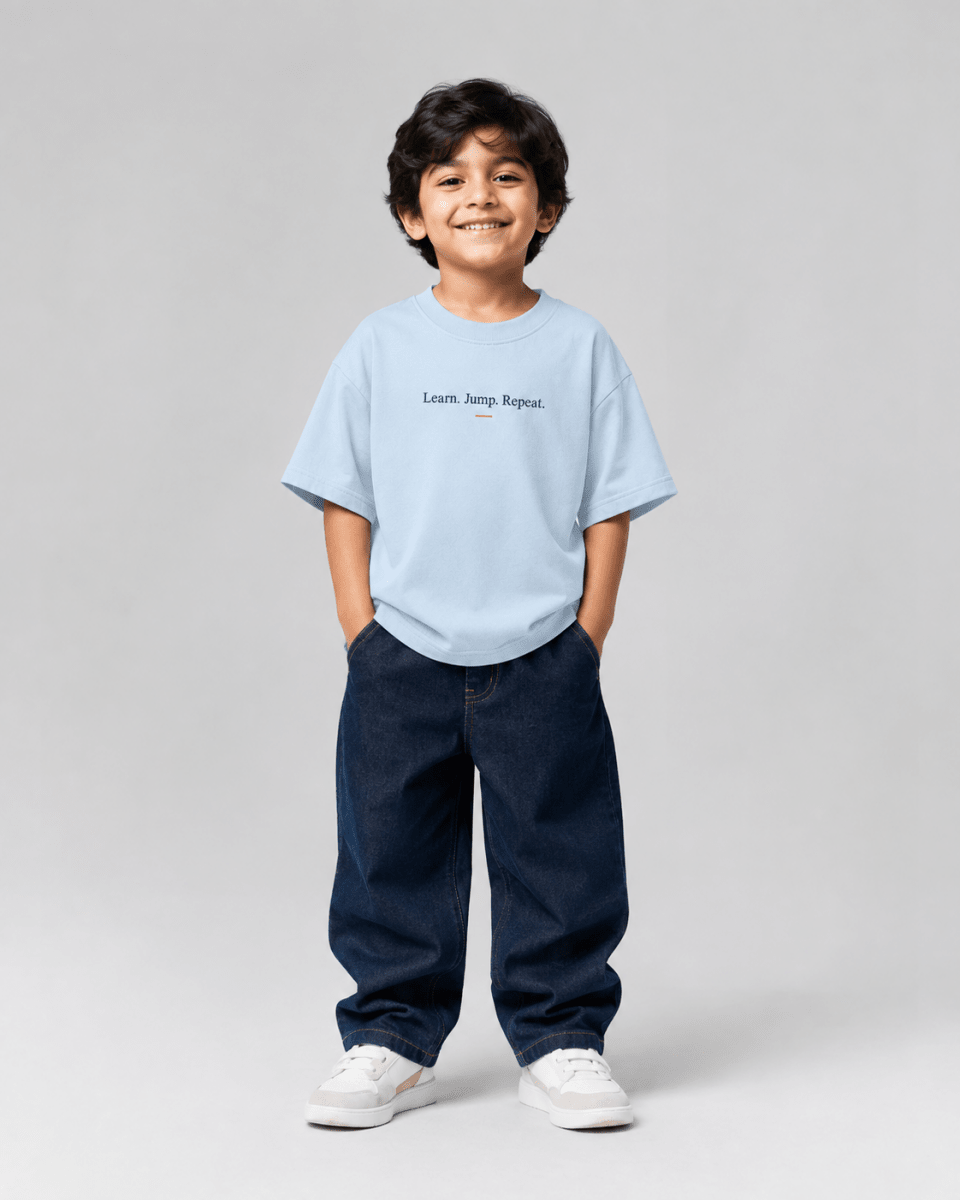 Boys oversized graphic t-shirt in sky blue, Keep Growing print, Bold Cub Korean streetwear - front