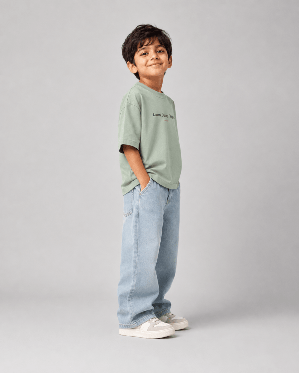 Boys oversized graphic t-shirt in sage green, Keep Growing print, Bold Cub Korean streetwear - detail shot