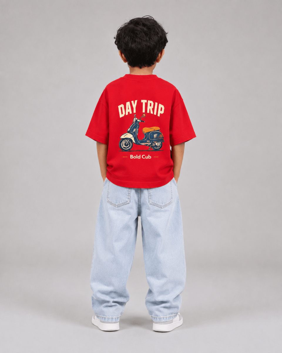 Boys oversized graphic t-shirt in red, Road Trip print, Bold Cub Korean streetwear - back