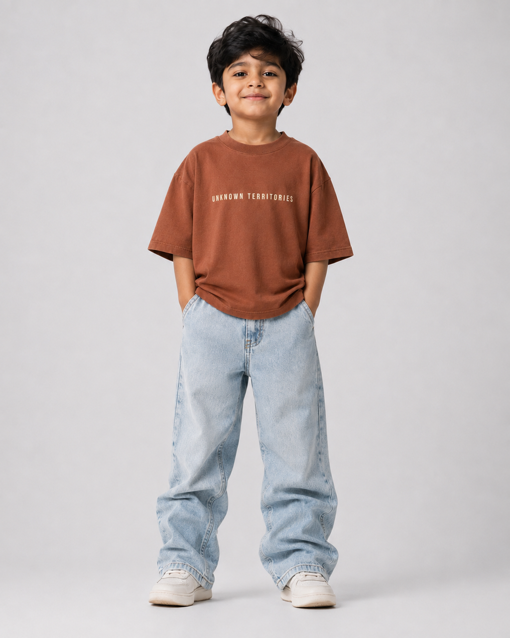 Boys oversized graphic t-shirt in Brown, Stay Curious print, Bold Cub Korean streetwear - front
