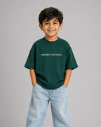 Boys oversized graphic t-shirt in emerald green, Stay Curious print, Bold Cub Korean streetwear - front