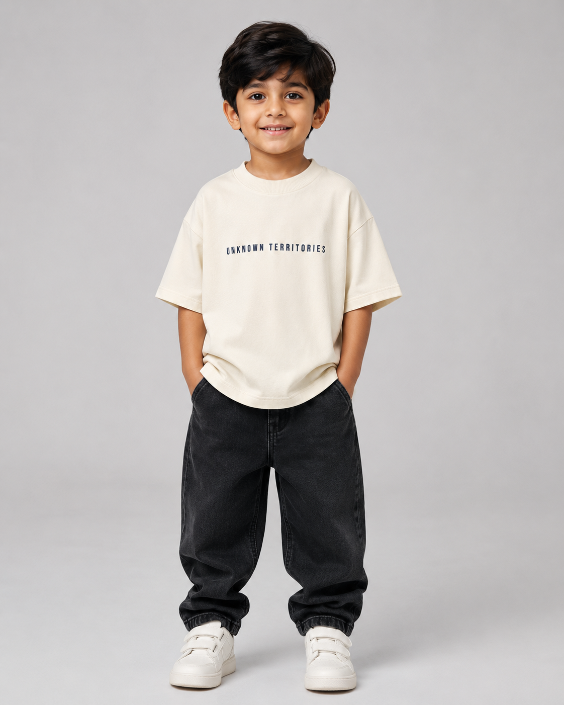 Boys oversized graphic t-shirt in off-white, Stay Curious print, Bold Cub Korean streetwear - front